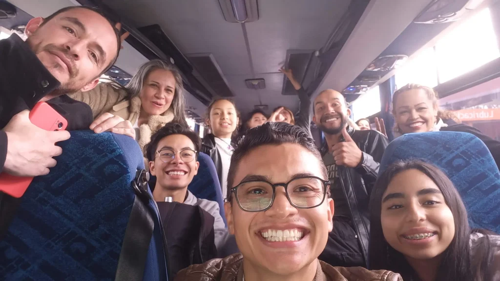 Foto grupal orquesta "La Primera en Salsa"